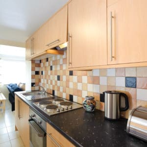 Kitchen, Room to rent in The Maples, Broadstairs