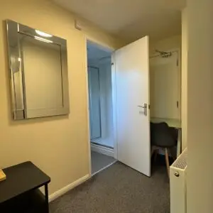 Room 22 - Double Room-desk