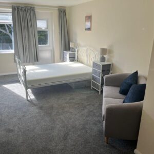 Ramsgate Rooms - Room 22 - Studio with ensuite bathroom at 6 Luton Avenue